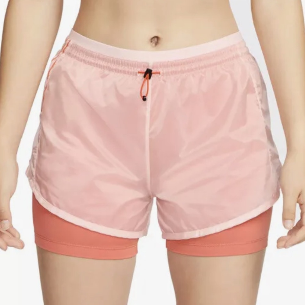 Nike Women's Icon Clash Tempo Luxe Mid-Rise Running Shorts DM7739-610